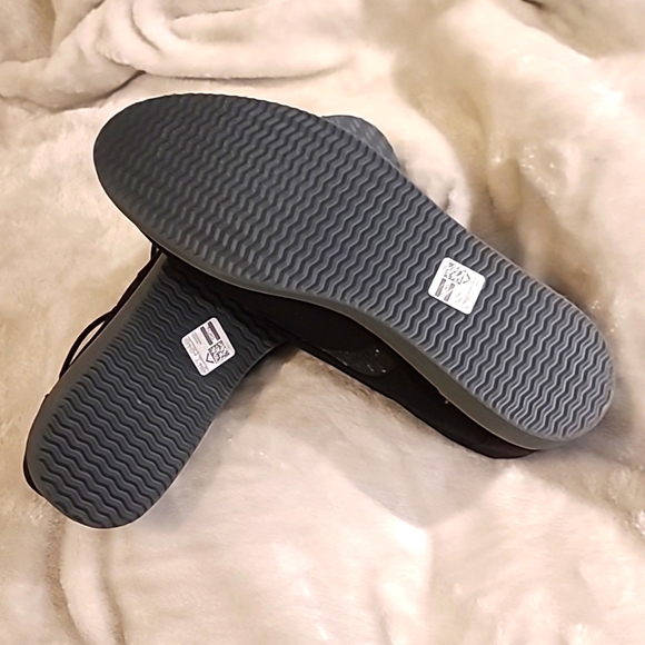 Size 10.5 TOMS Brogue Contrast Wingtip Derby - Picture 8 of 9